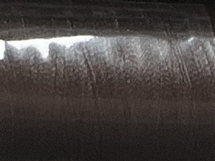 0945 · Marrón topo oscuro